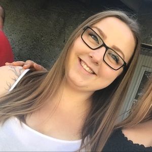 Meet your Posher, Ashlee